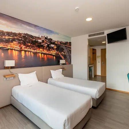 Hostel Da Praca Santa Maria da Feira