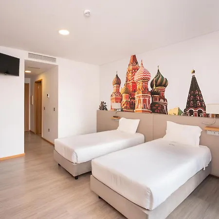 Da Praca * Santa Maria da Feira