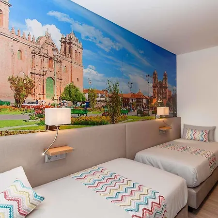 Da Praca Hostel *